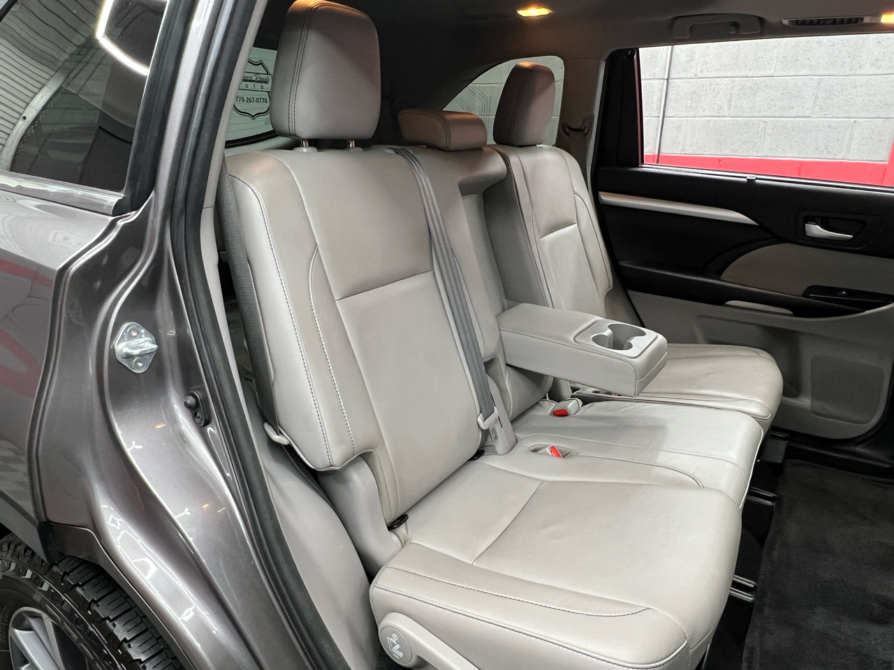 Toyota Highlander XLE FWD V6 2018