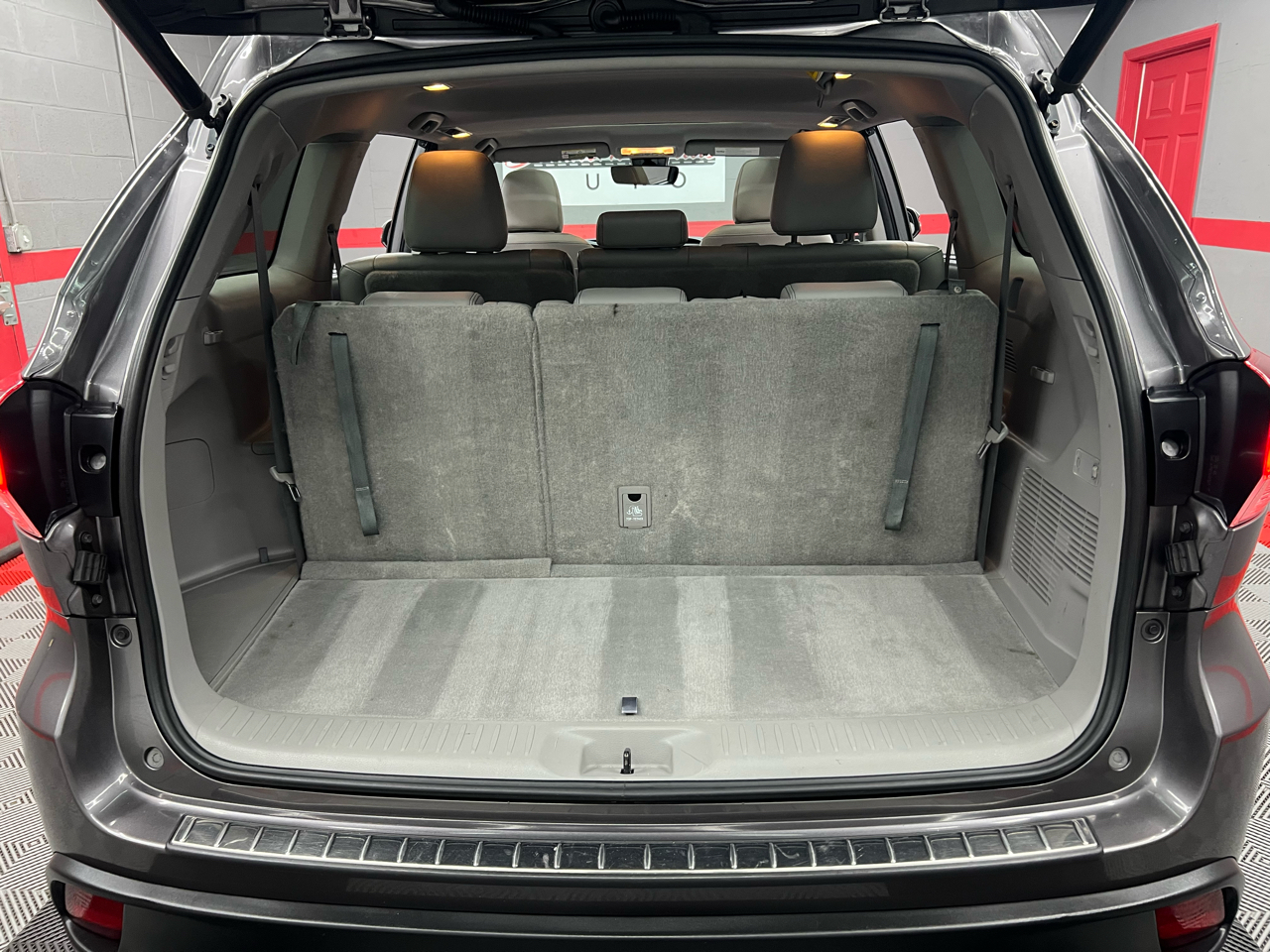 Toyota Highlander XLE FWD V6 2018