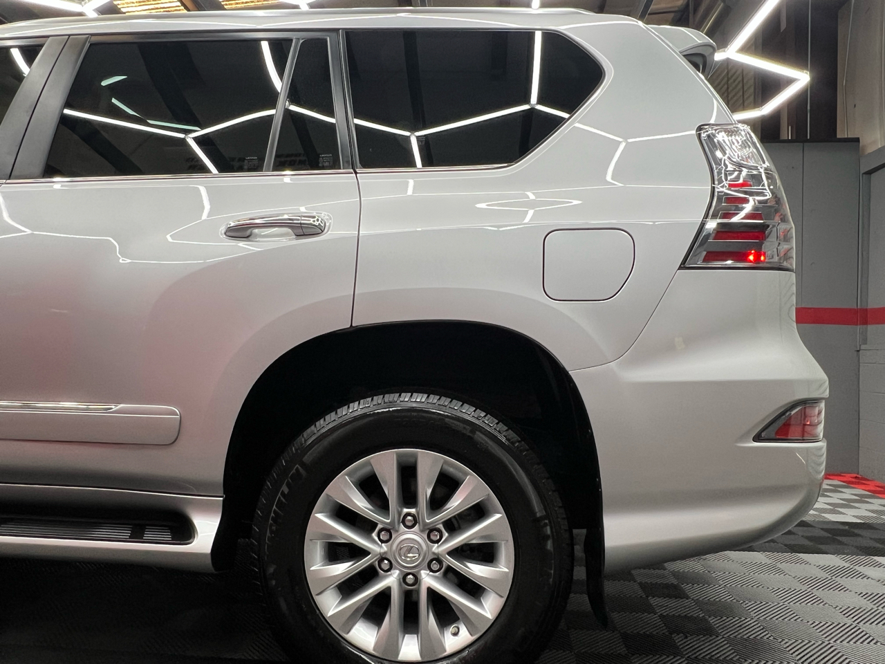 Lexus GX 460 Premium 4D SUV 4WD 2014