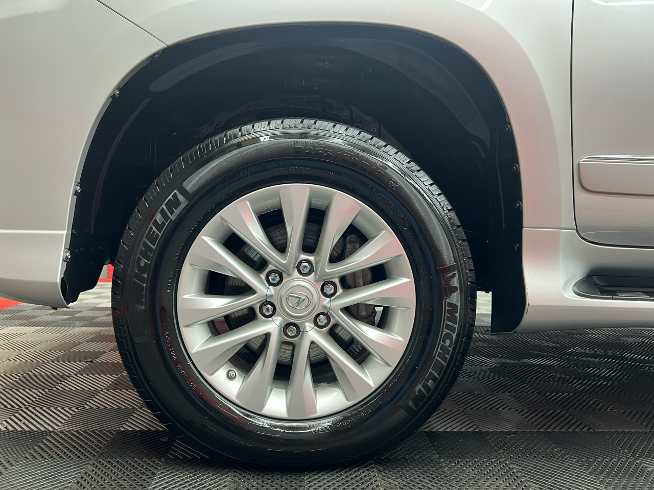 Lexus GX 460 Premium 4D SUV 4WD 2014