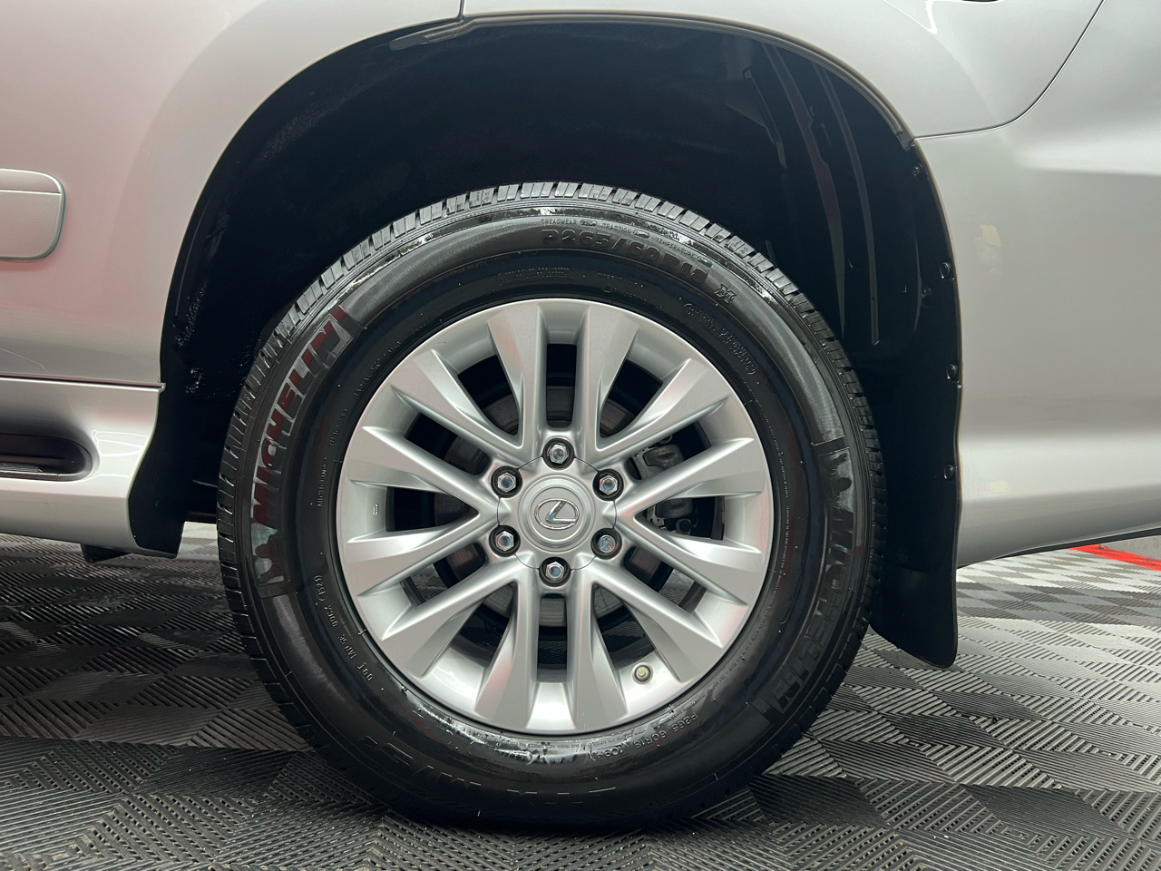 Lexus GX 460 Premium 4D SUV 4WD 2014