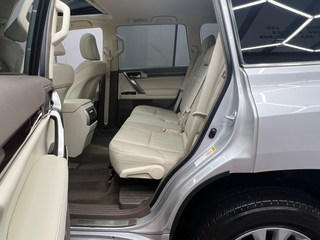 Lexus GX 460 Premium 4D SUV 4WD 2014