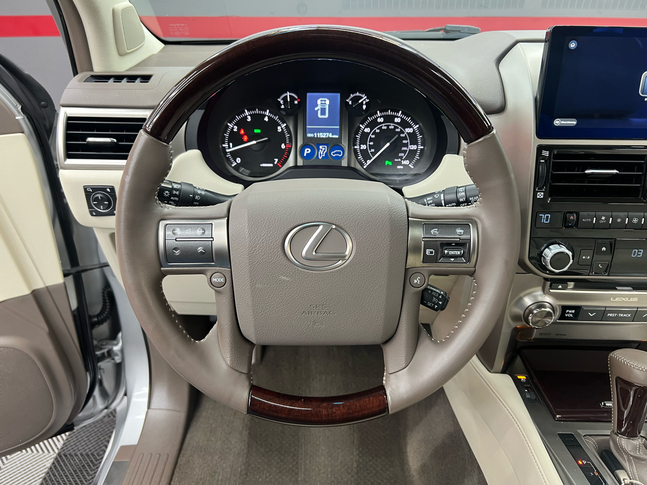 Lexus GX 460 Premium 4D SUV 4WD 2014
