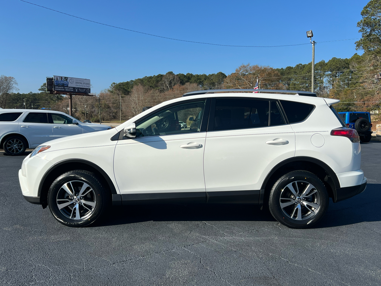 Toyota RAV4 XLE FWD 2016