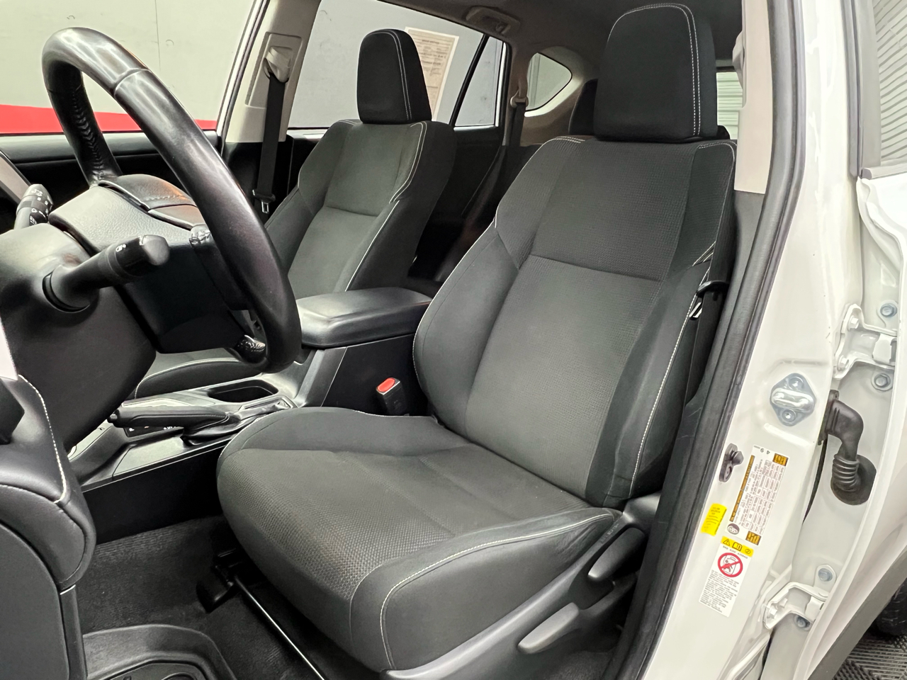 Toyota RAV4 XLE FWD 2016