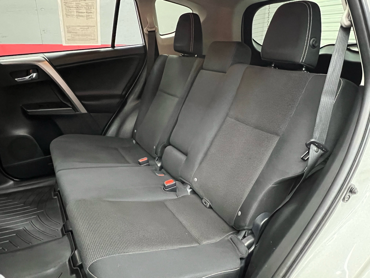 Toyota RAV4 XLE FWD 2016