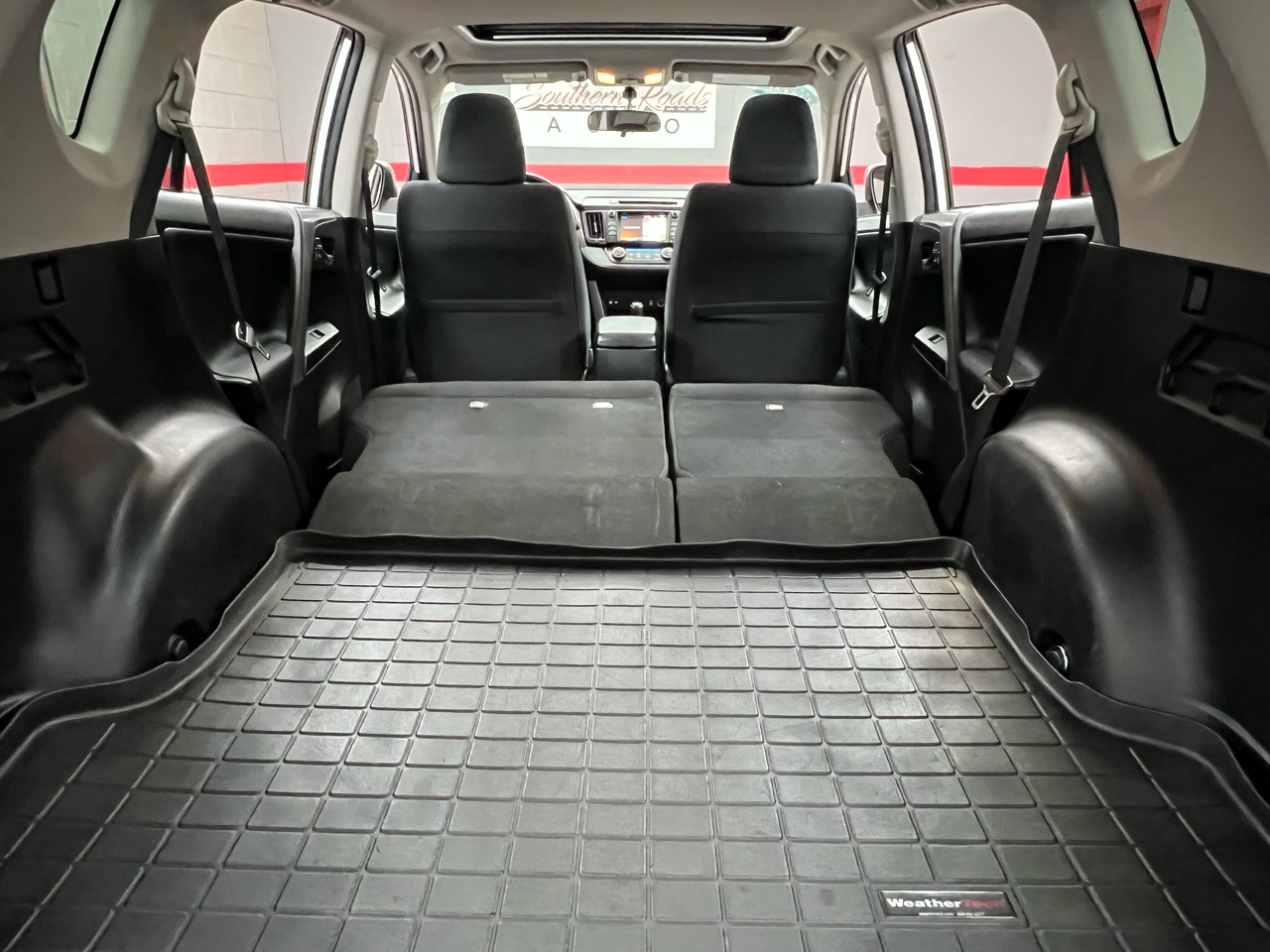 Toyota RAV4 XLE FWD 2016