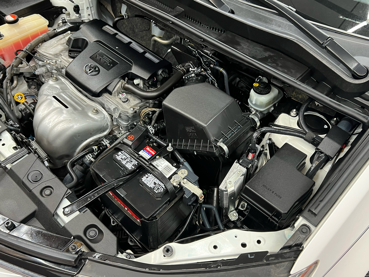 Toyota RAV4 XLE FWD 2016