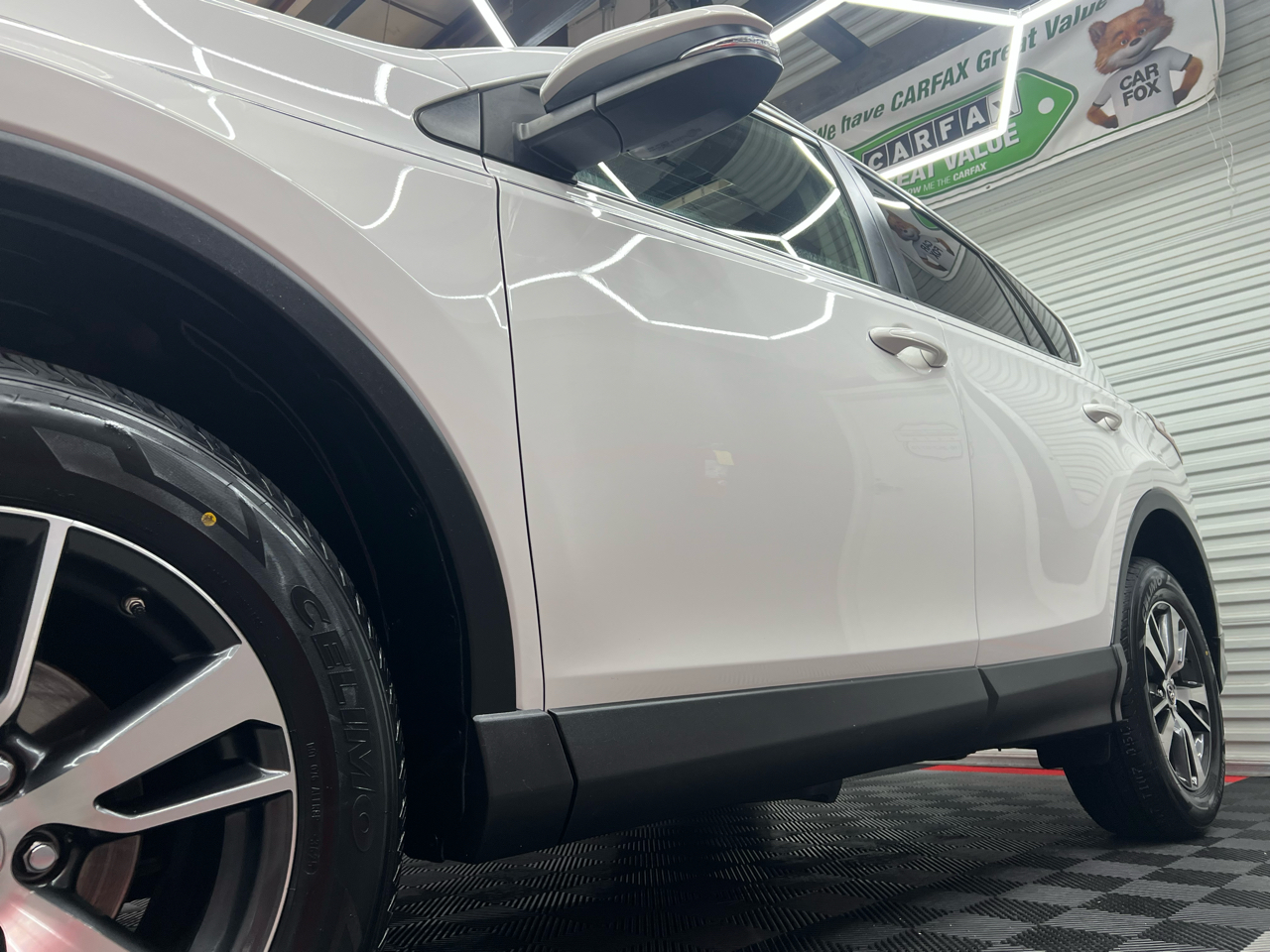 Toyota RAV4 XLE FWD 2016