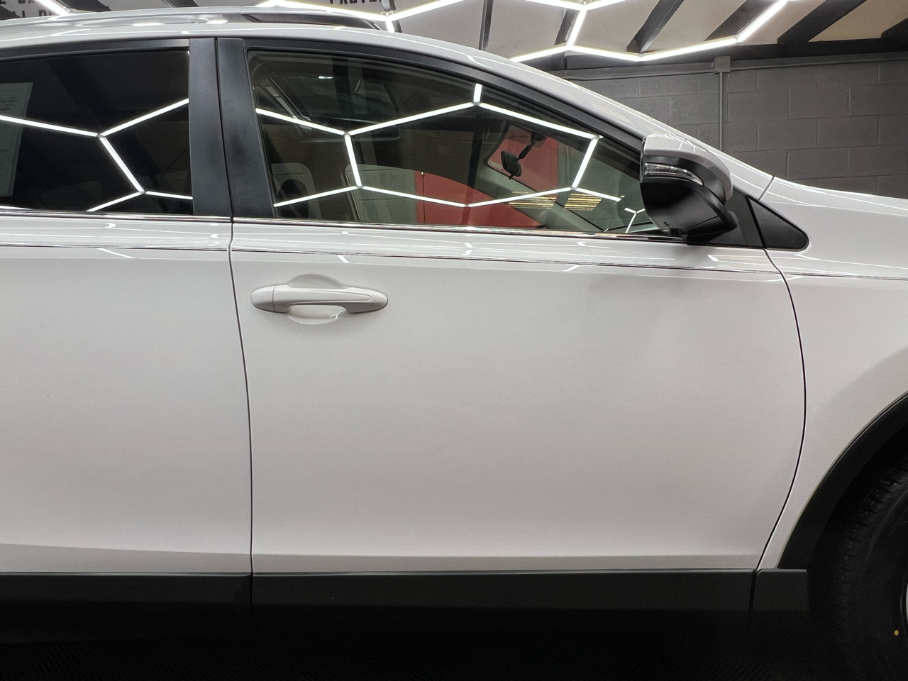 Toyota RAV4 XLE FWD 2016