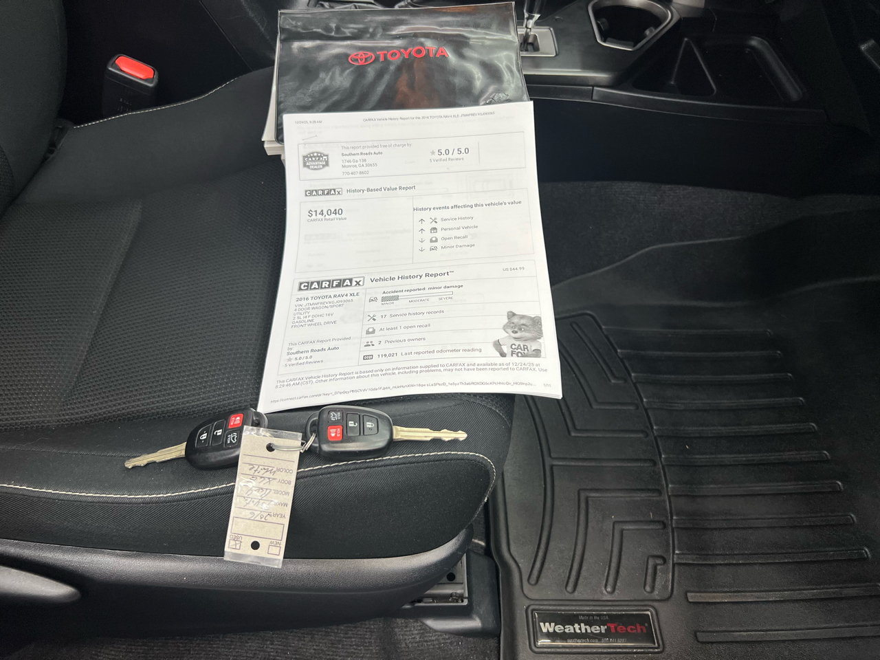 Toyota RAV4 XLE FWD 2016