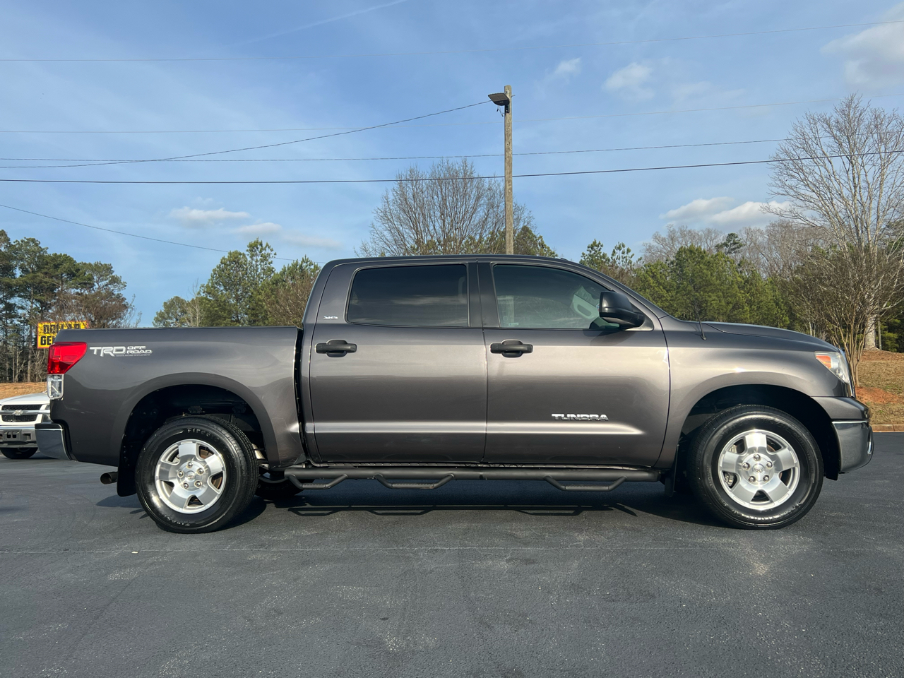 Toyota Tundra Tundra-Grade CrewMax 4.6L 2WD 2012