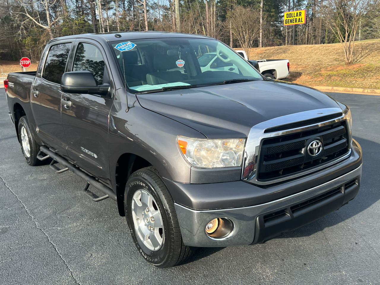 Toyota Tundra Tundra-Grade CrewMax 4.6L 2WD 2012