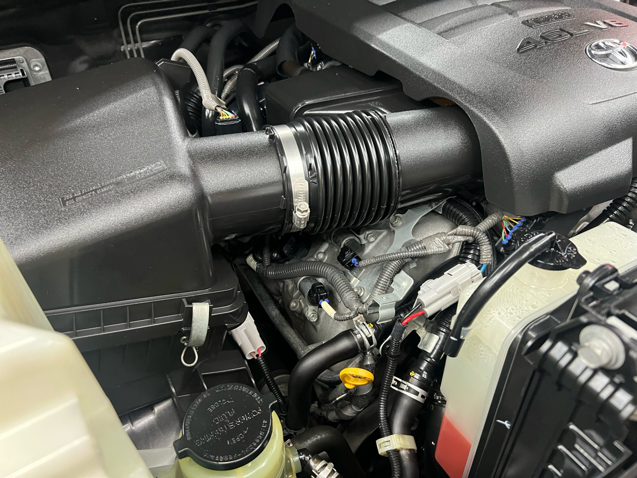 Toyota Tundra Tundra-Grade CrewMax 4.6L 2WD 2012