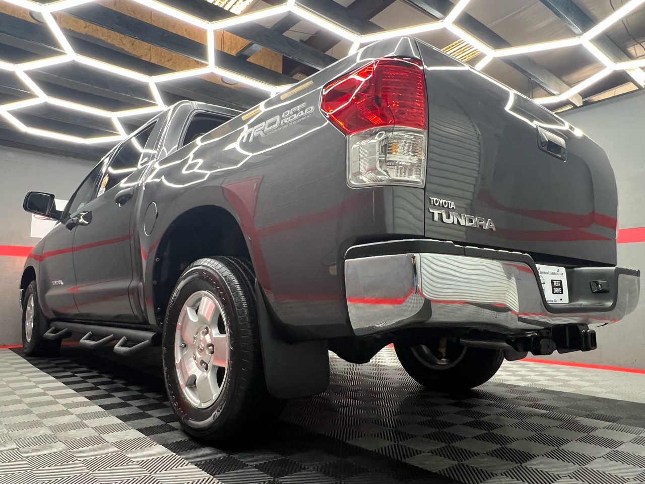 Toyota Tundra Tundra-Grade CrewMax 4.6L 2WD 2012