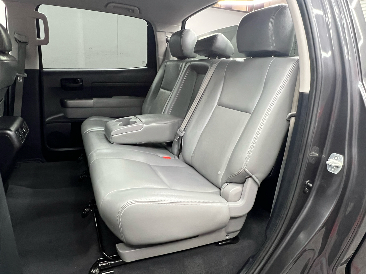 Toyota Tundra Tundra-Grade CrewMax 4.6L 2WD 2012