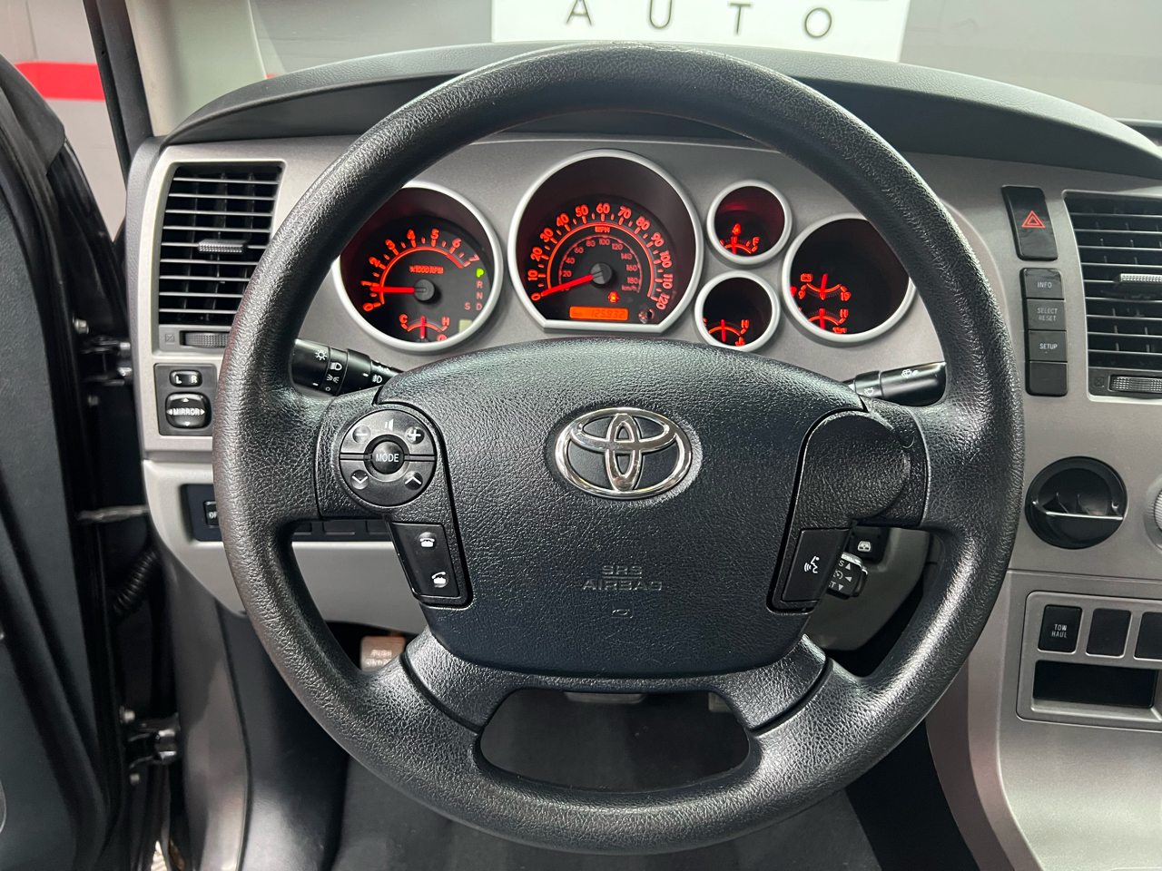 Toyota Tundra Tundra-Grade CrewMax 4.6L 2WD 2012