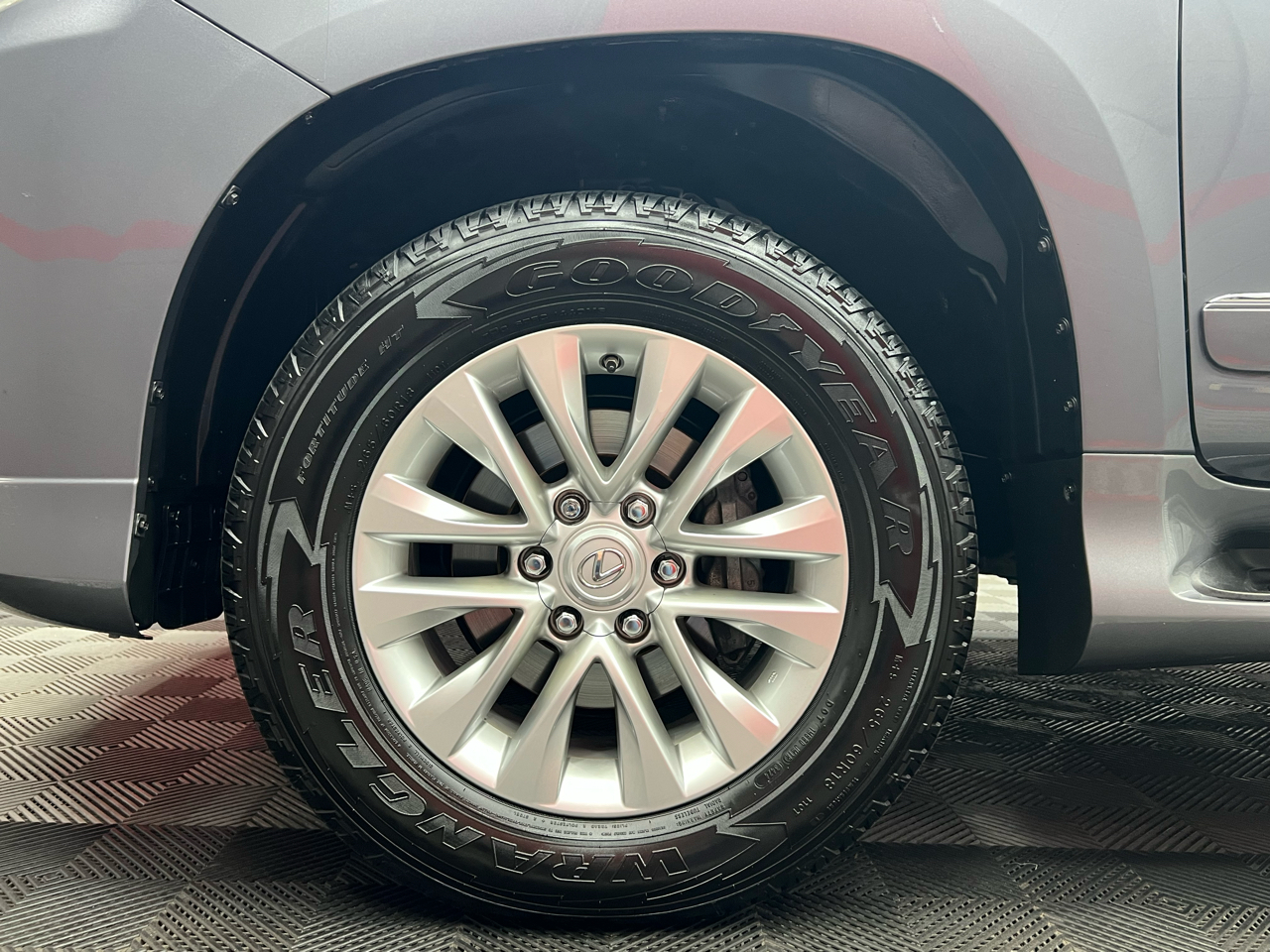 Lexus GX 460 4WD 4dr Premium 2015