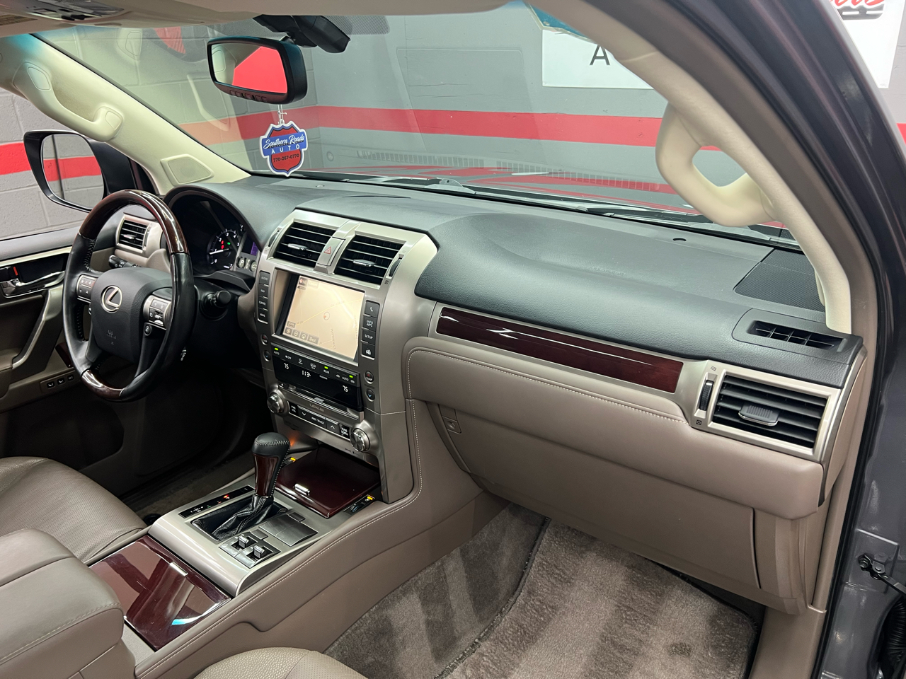 Lexus GX 460 4WD 4dr Premium 2015