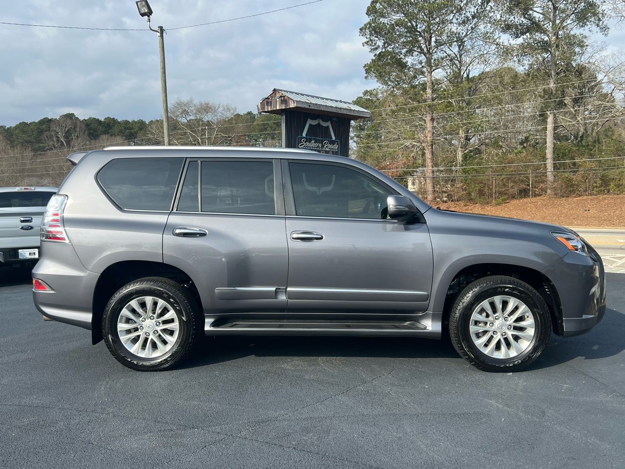 Lexus GX 460 4WD 4dr Premium 2015