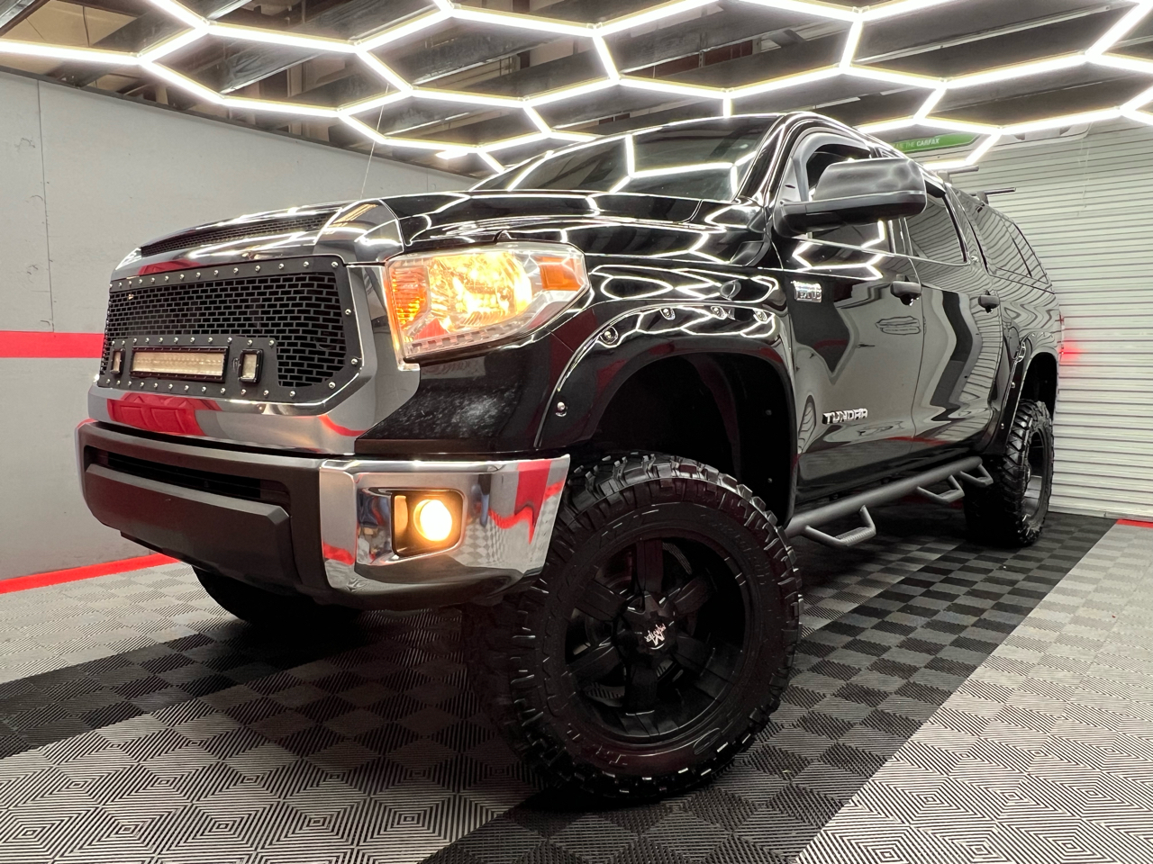 Toyota Tundra SR5 5.7L V8 CrewMax 4WD 2015