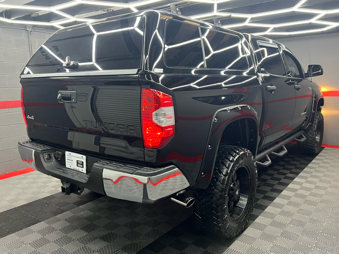Toyota Tundra SR5 5.7L V8 CrewMax 4WD 2015