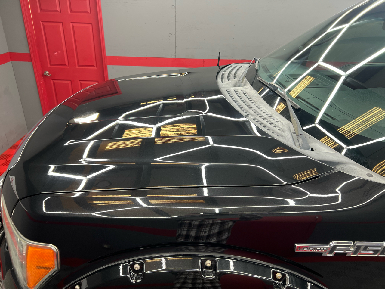 Ford F-150 Lariat SuperCrew 6.5-ft. Bed 4WD 2012