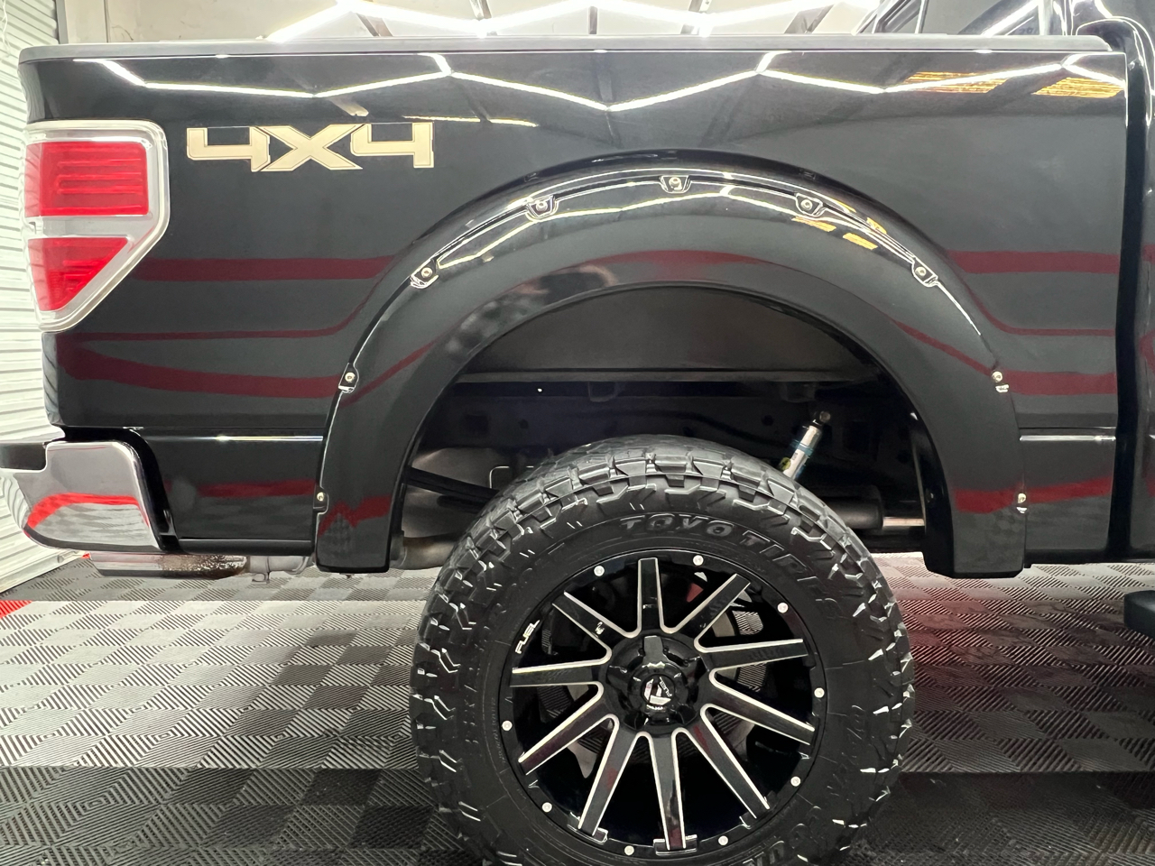 Ford F-150 Lariat SuperCrew 6.5-ft. Bed 4WD 2012