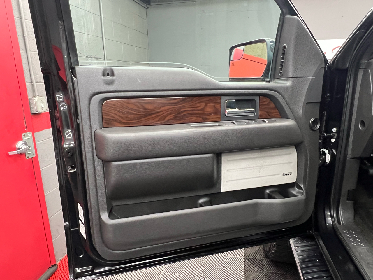 Ford F-150 Lariat SuperCrew 6.5-ft. Bed 4WD 2012