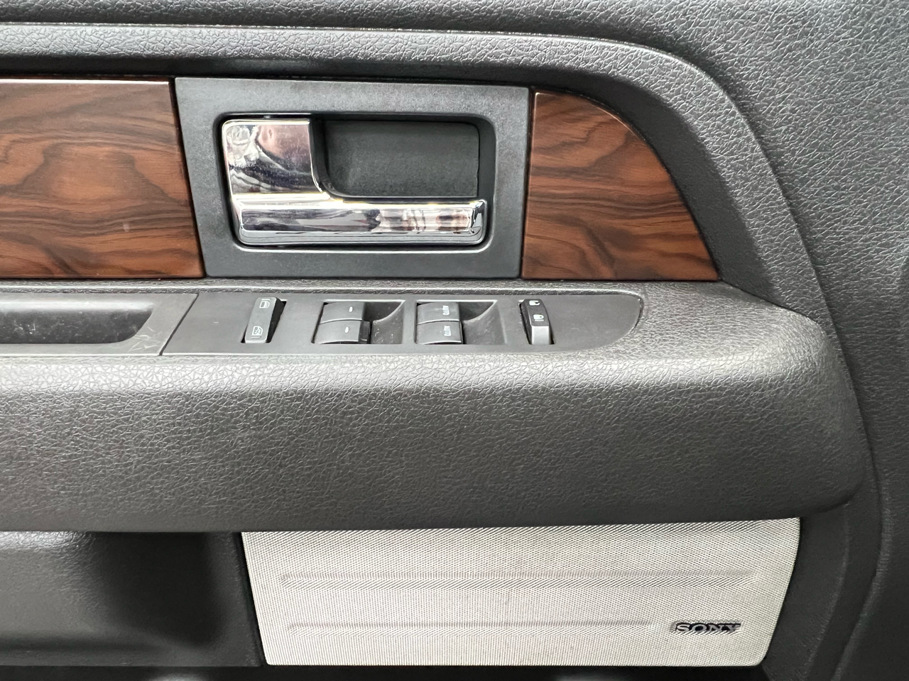 Ford F-150 Lariat SuperCrew 6.5-ft. Bed 4WD 2012