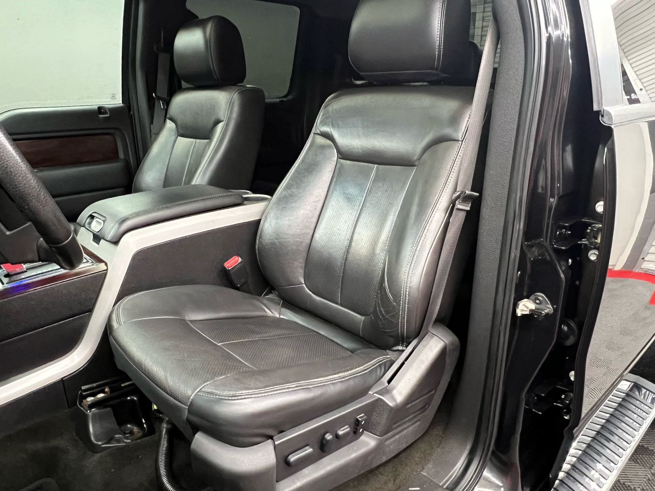 Ford F-150 Lariat SuperCrew 6.5-ft. Bed 4WD 2012