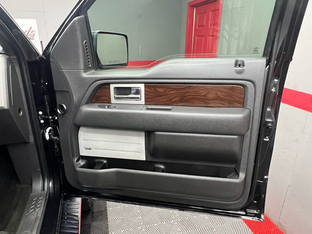 Ford F-150 Lariat SuperCrew 6.5-ft. Bed 4WD 2012