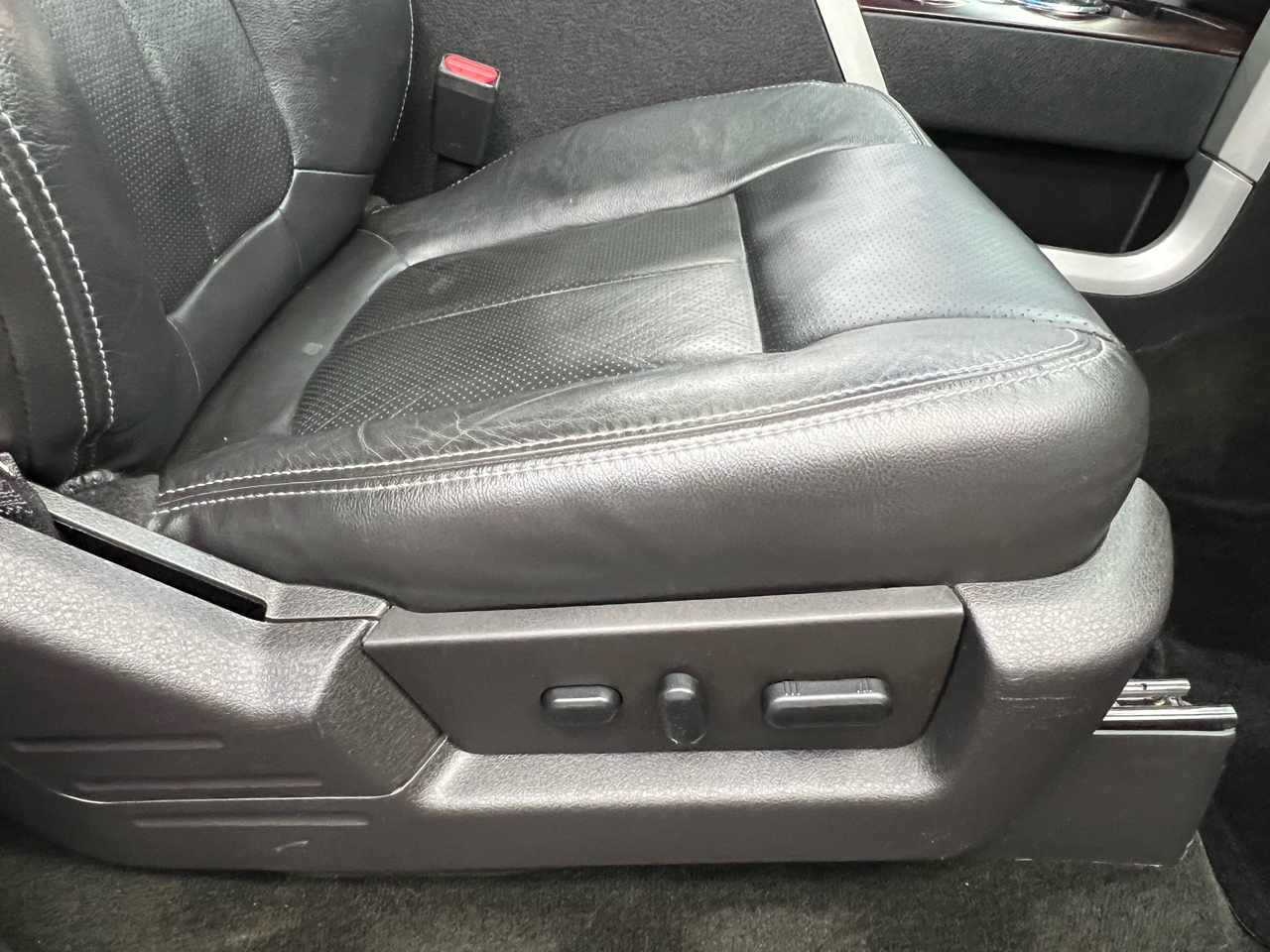 Ford F-150 Lariat SuperCrew 6.5-ft. Bed 4WD 2012