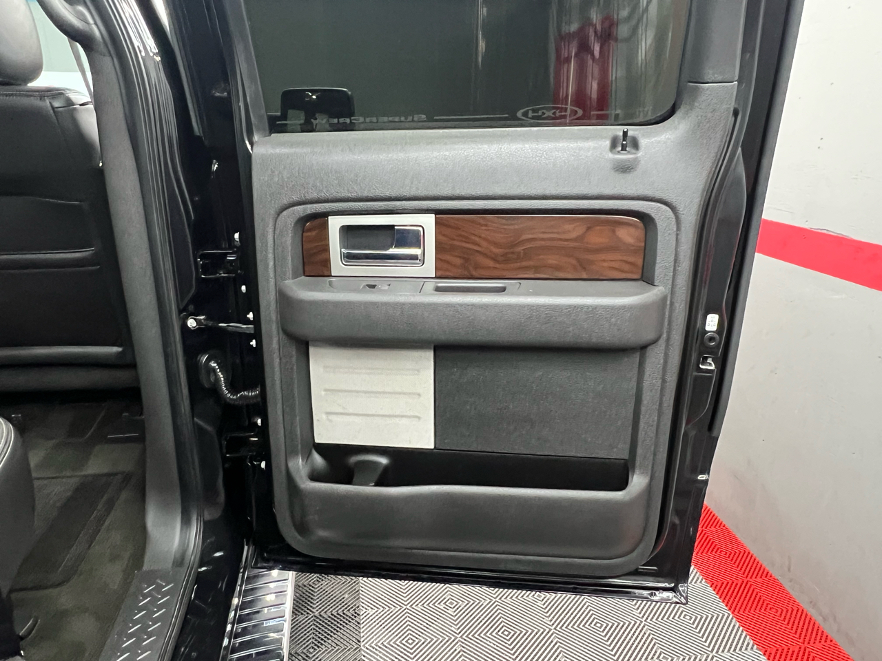 Ford F-150 Lariat SuperCrew 6.5-ft. Bed 4WD 2012