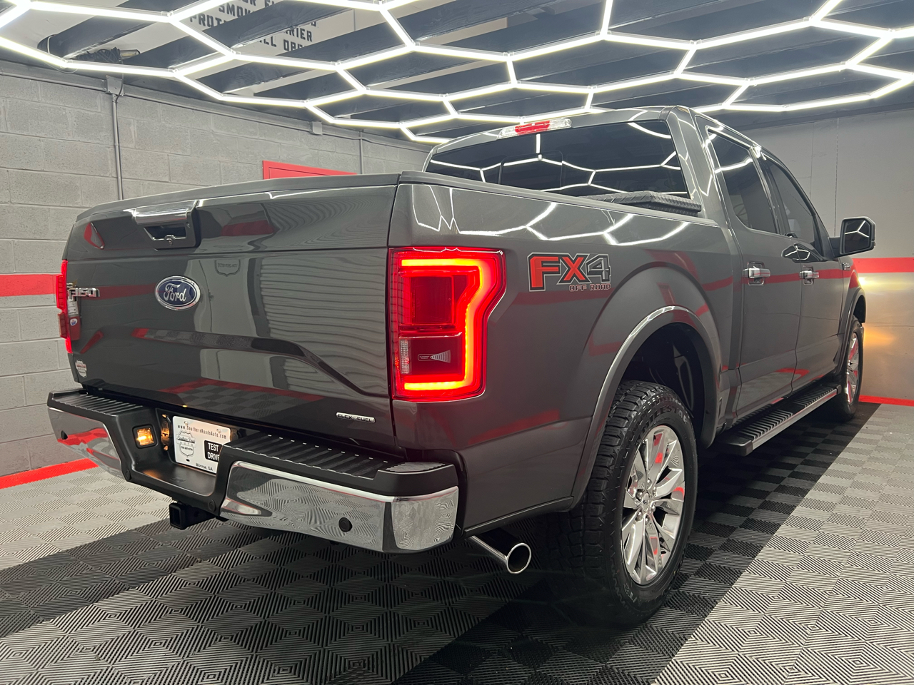 Ford F-150 Lariat SuperCrew 6.5-ft. Bed 4WD 2015