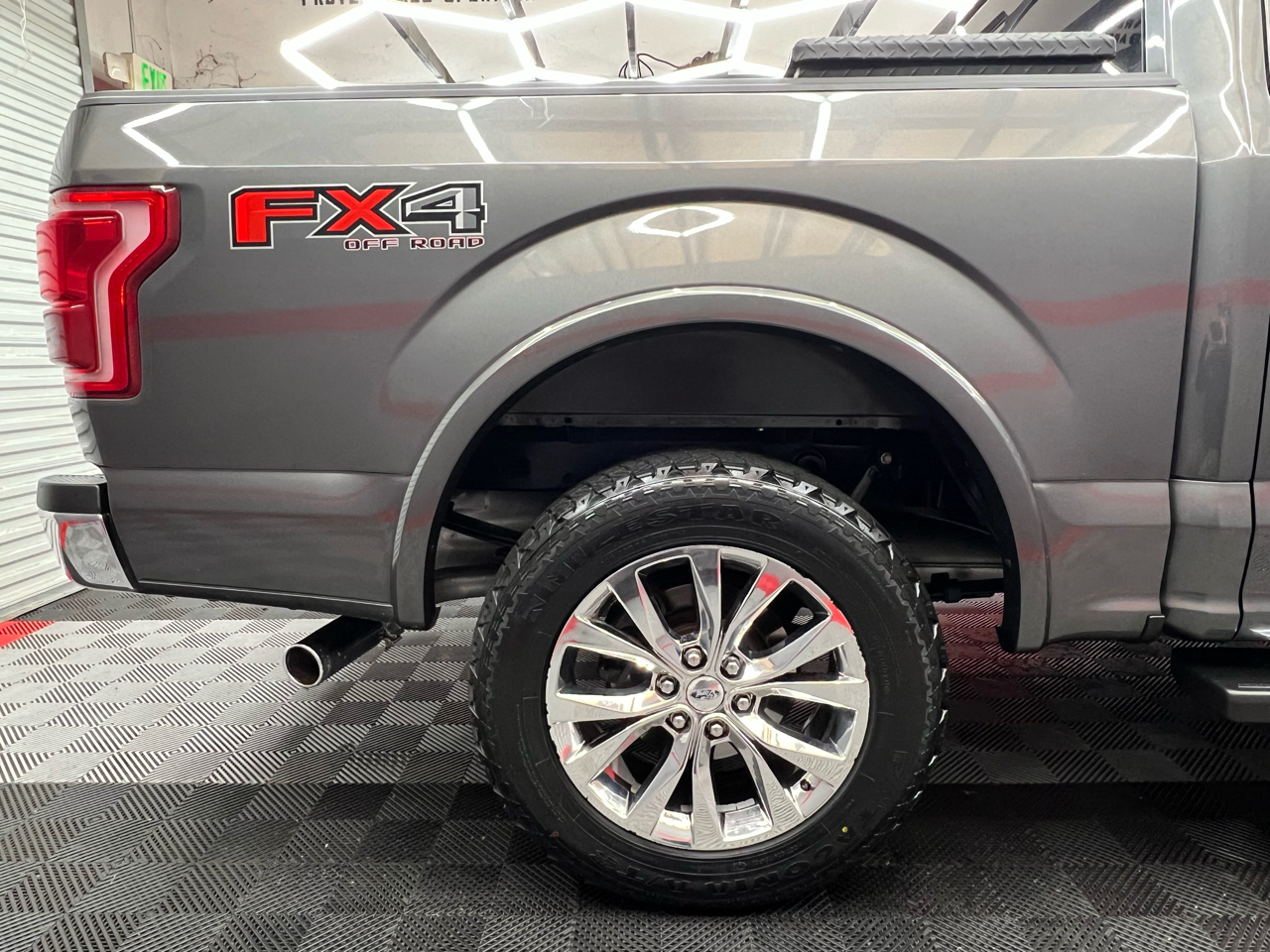 Ford F-150 Lariat SuperCrew 6.5-ft. Bed 4WD 2015