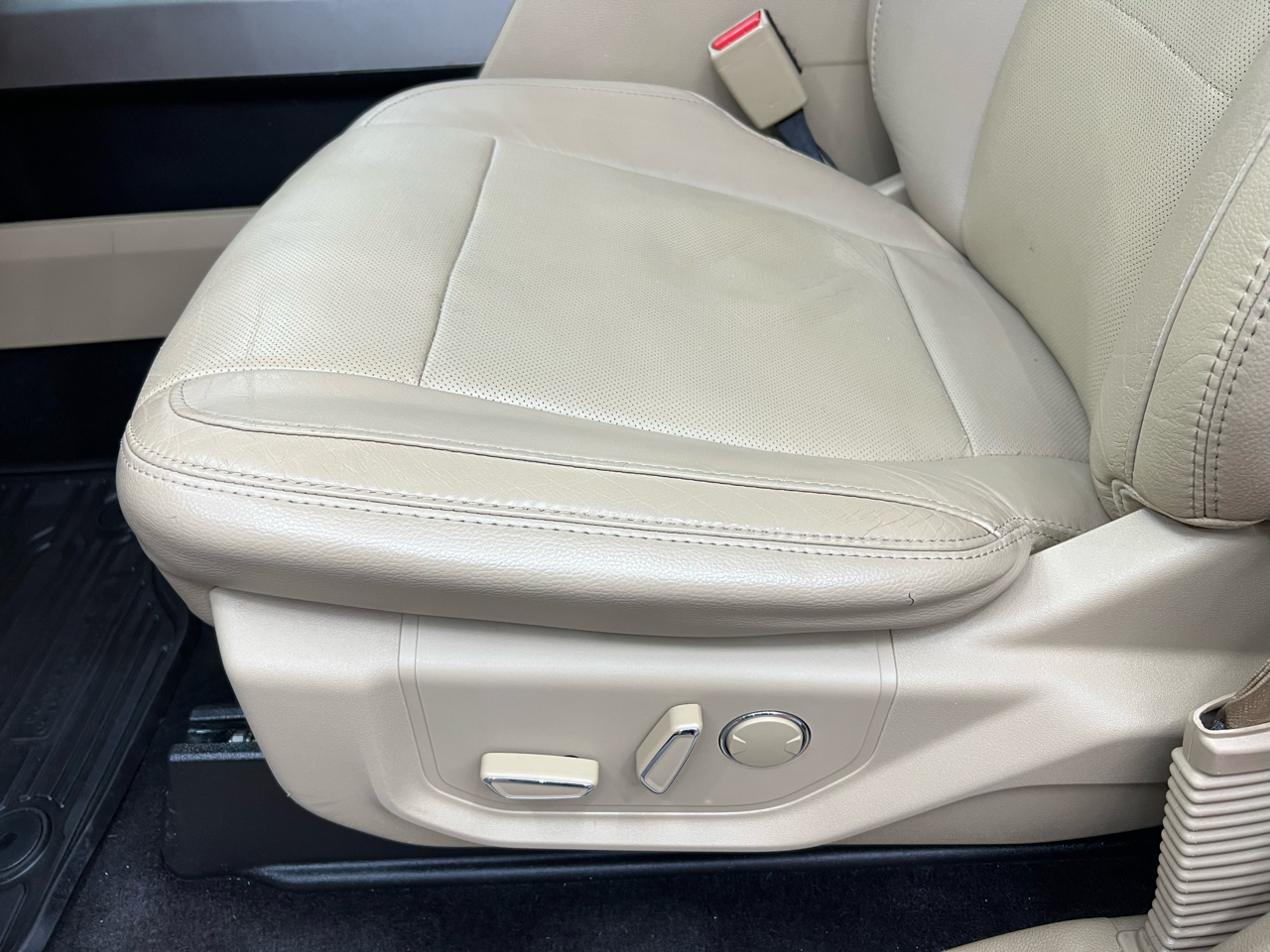 Ford F-150 Lariat SuperCrew 6.5-ft. Bed 4WD 2015