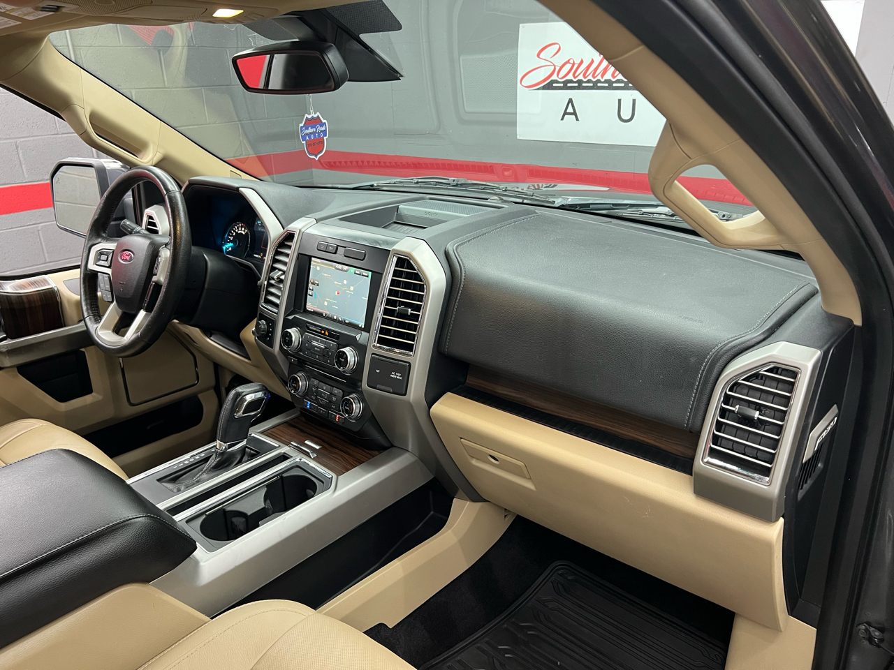 Ford F-150 Lariat SuperCrew 6.5-ft. Bed 4WD 2015