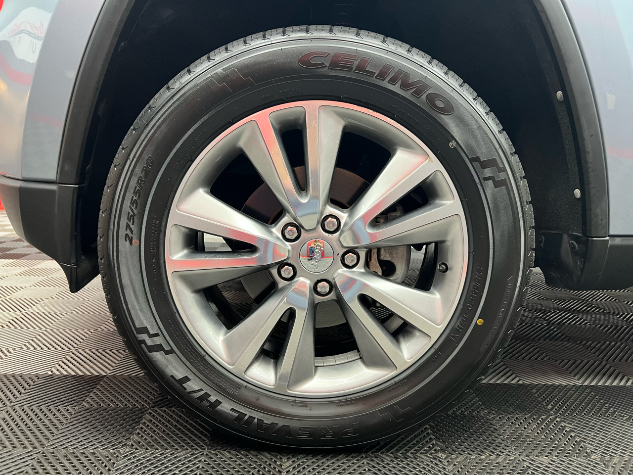 Jeep Grand Cherokee Laredo 2WD 2013