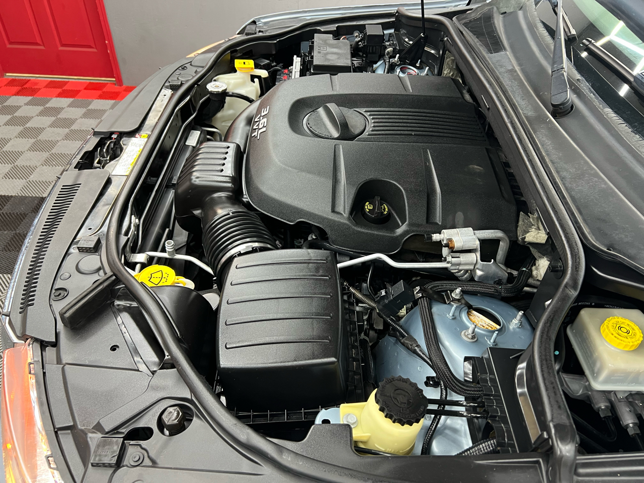 Jeep Grand Cherokee Laredo 2WD 2013