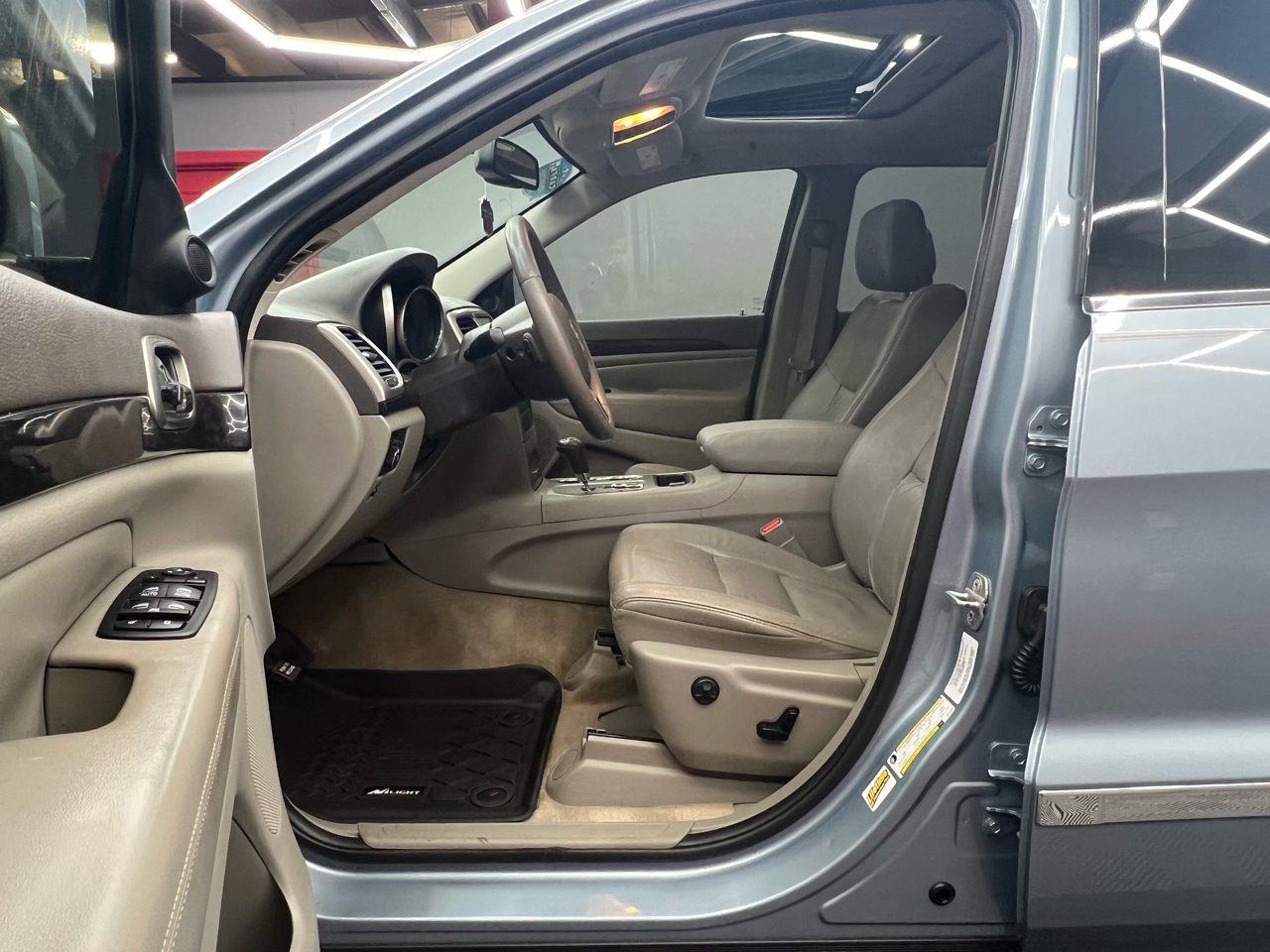 Jeep Grand Cherokee Laredo 2WD 2013