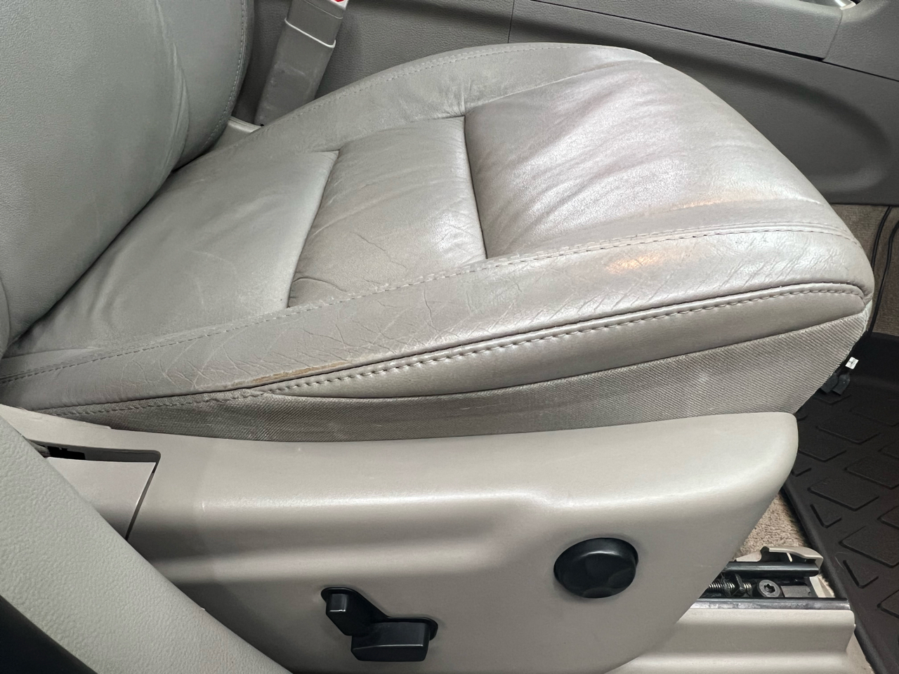 Jeep Grand Cherokee Laredo 2WD 2013