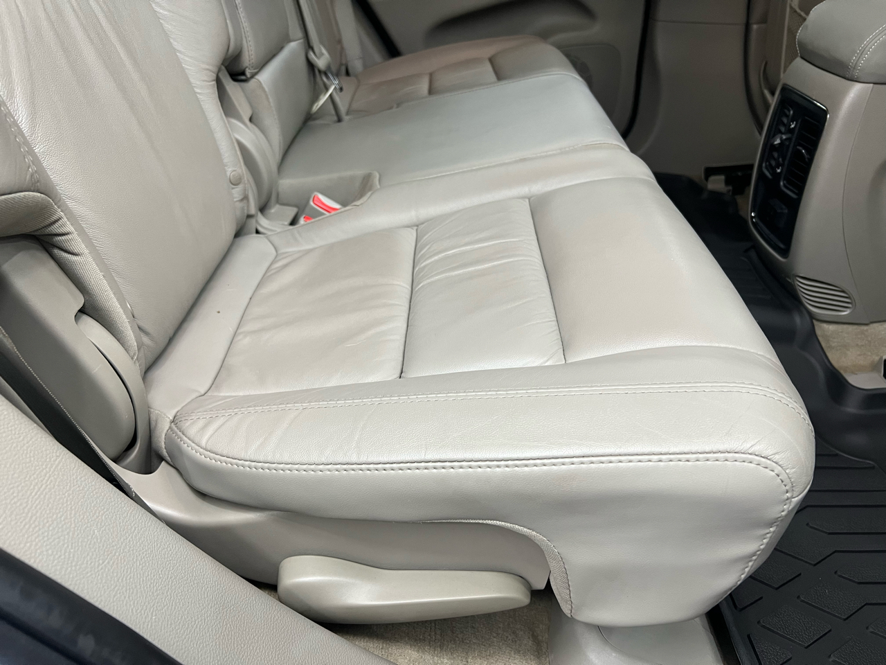 Jeep Grand Cherokee Laredo 2WD 2013