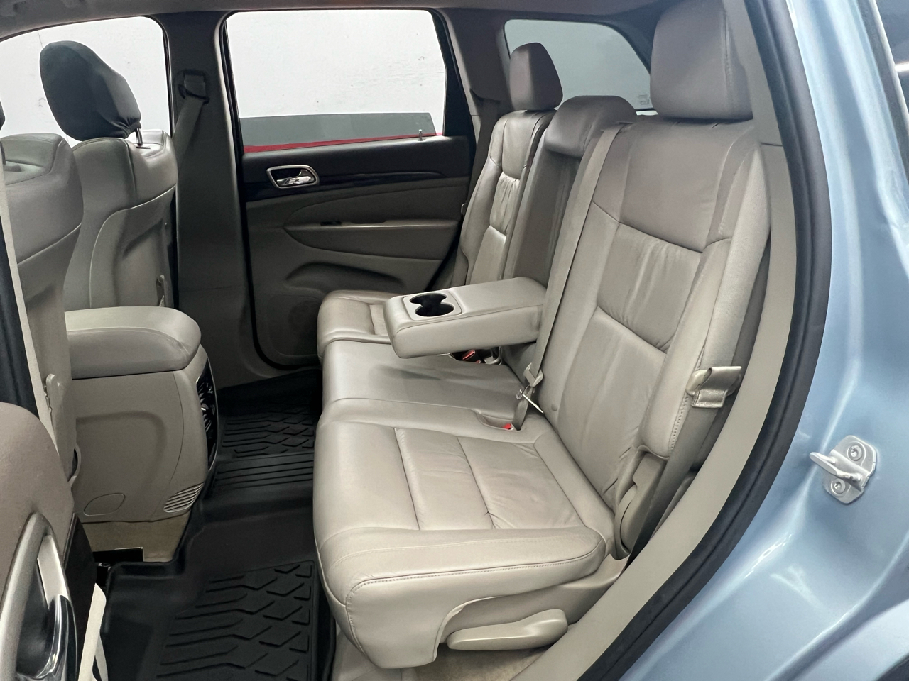 Jeep Grand Cherokee Laredo 2WD 2013