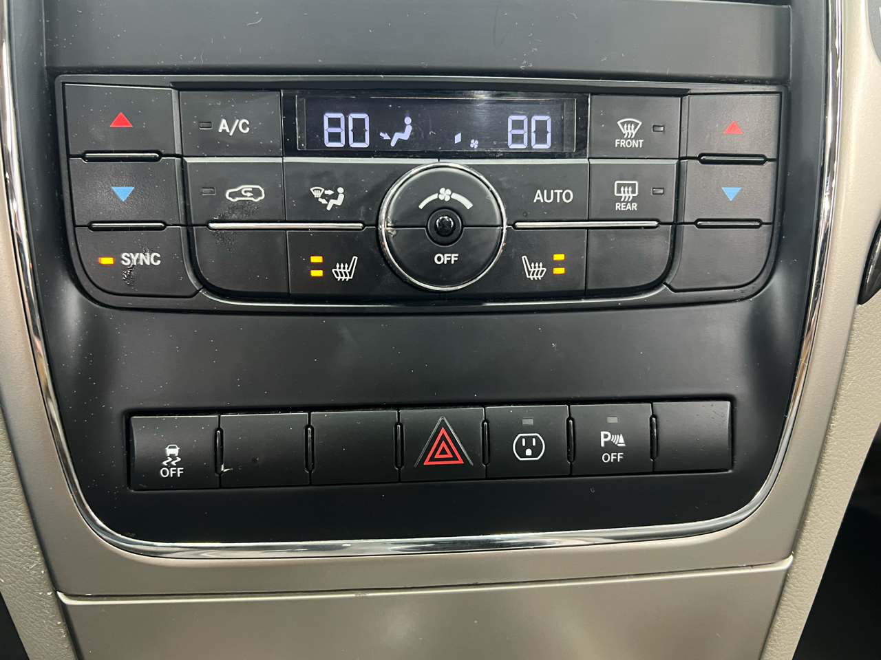 Jeep Grand Cherokee Laredo 2WD 2013