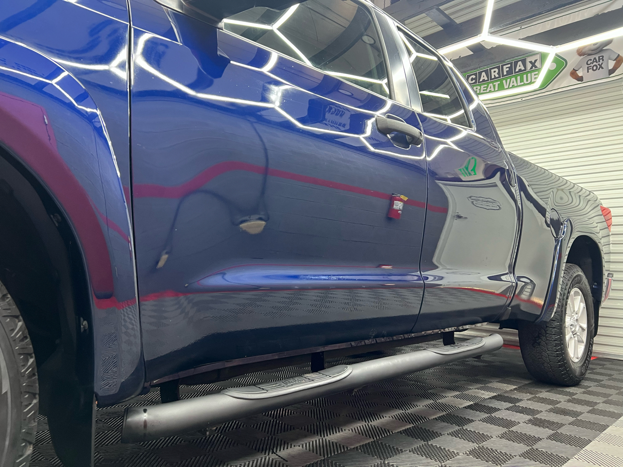 Toyota Tundra Tundra-Grade Double Cab 4.0L 2WD 2011