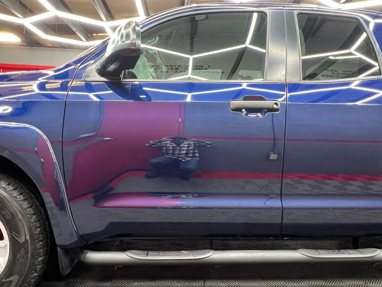 Toyota Tundra Tundra-Grade Double Cab 4.0L 2WD 2011