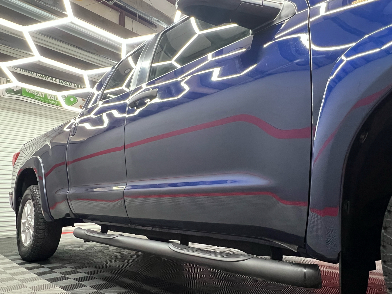 Toyota Tundra Tundra-Grade Double Cab 4.0L 2WD 2011