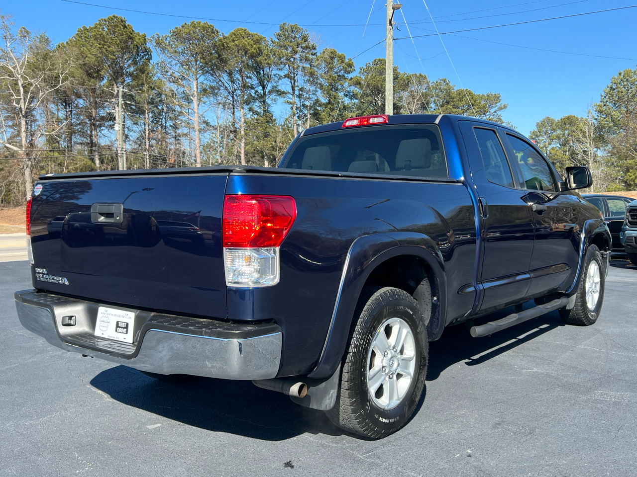 Toyota Tundra Tundra-Grade Double Cab 4.0L 2WD 2011