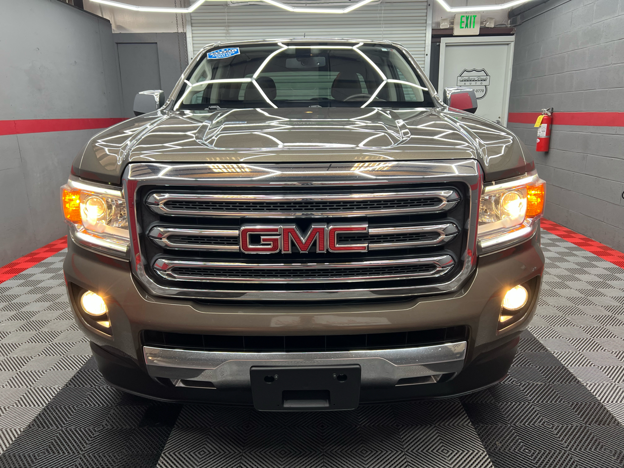 GMC Canyon SLT Crew Cab 2WD Short Box 2015